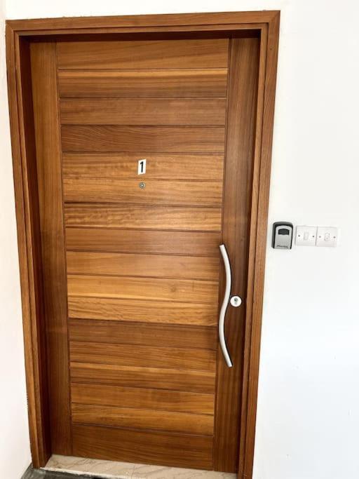 דירה Pafia Crown-jewel 2b, Pool, Prime Location,