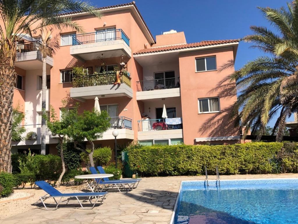 Apartment Pafia Crown-jewel 2b, Pool, Prime Location,
